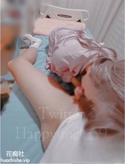 淫乱盛宴！各种3p 绿帽ntr sm滴蜡 灌肠肛交 操屁眼潮喷 合集预览图05