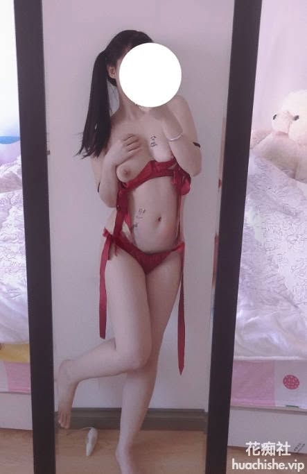 巨乳萝莉coser【软莹酱lying155】预览图02