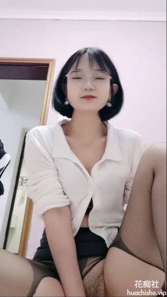 超反差眼镜妹 字母圈小萝莉 合集预览图03