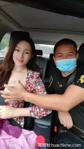 风骚滴滴女司机各种勾引乘客乱干 合集 94v35G