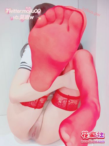 露脸才是王道 极品颜值少女【小青茗（莫啾）】福利私拍预览图05