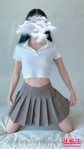 2025年新流 超强绿帽癖夫妻【bibicouple】喜欢把极品老婆给单男玩肏 长腿S级身材预览图09