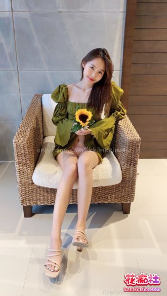onlyfans宝藏博主kkimkkimmy 合集预览图02