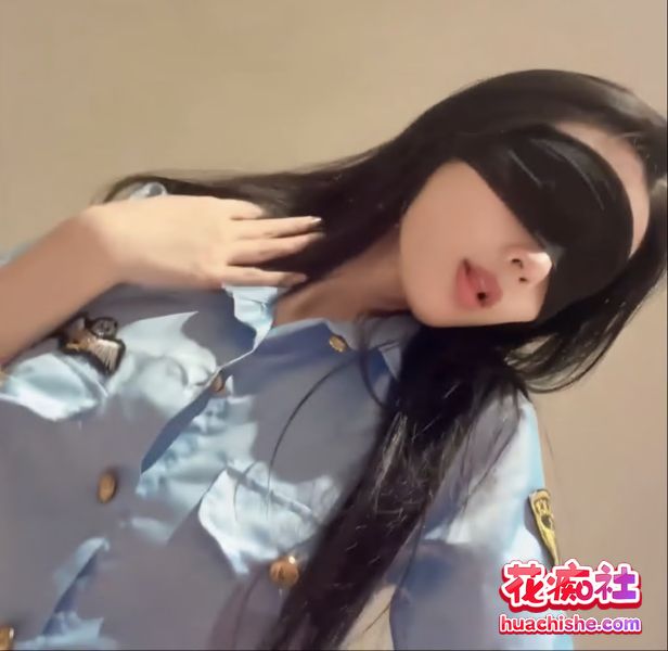 绿茶主播 提莫的/原昵称甜桃11 福利视频预览图07