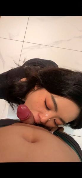 原档泄密流出 颜值美女圣诞节被调教预览图09