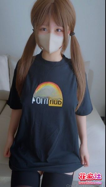 Onlyfans极品美乳萝莉saku_j 原档合集预览图03