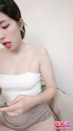 高颜值骚气美女 徐婉婉 道具插B自慰合集预览图06