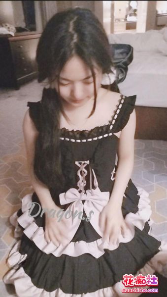 极品淫妻博主DragonLLLLLL 高颜值女神3P换妻预览图21