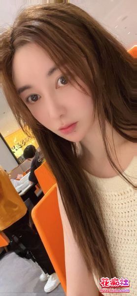 极品淫妻博主DragonLLLLLL 高颜值女神3P换妻预览图23