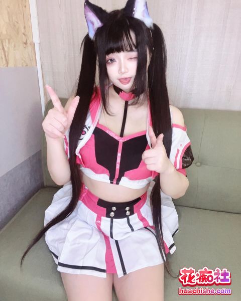 童颜巨乳 落落Raku 福利写真+视频预览图24