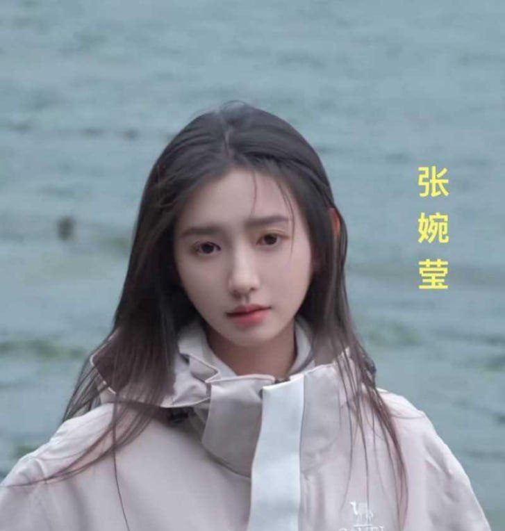 【大瓜回顾】于正新签约的女艺人张石头 刚出道即塌房 2V+238M
