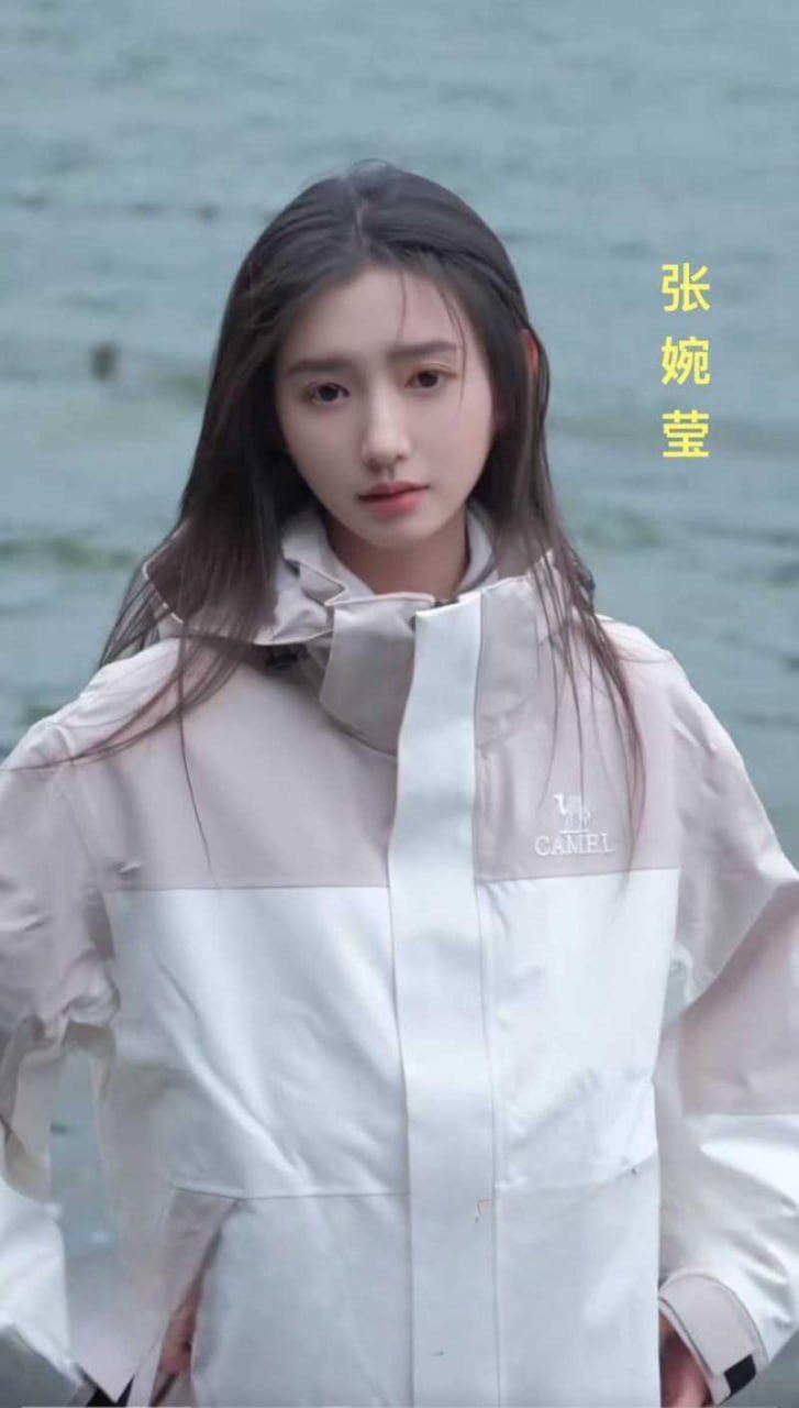 【大瓜回顾】于正新签约的女艺人张石头 刚出道即塌房预览图03