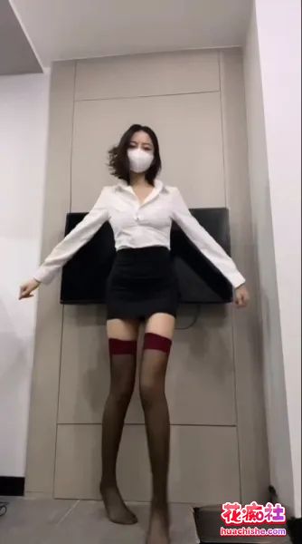 抖音风骚舞舞姬 小西西裸舞自慰大合集预览图15