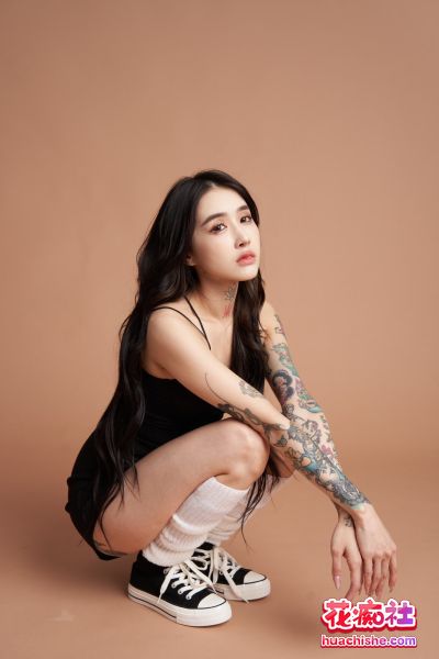 高颜妖艳骚货性感网黄Kimmy 合集预览图14