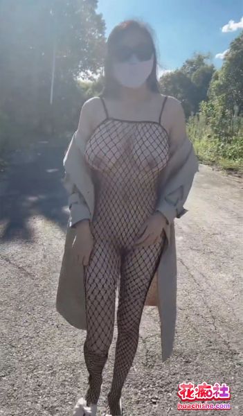 170cm大奶骚女 茵茵/LQ383838 露出勾引啪啪预览图02