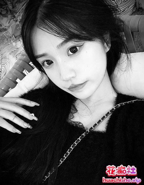 泄密流出❤️江西纹身小太妹李妍自拍啪啪预览图05