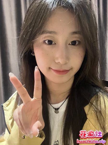 泄密流出❤️学院派美女孙奕彤与金主爸爸自拍预览图05
