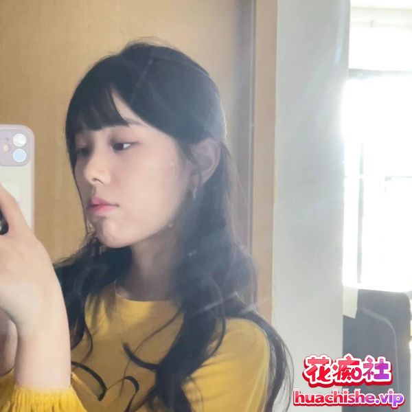 泄密流出❤️南京女大李俪与小男友自拍预览图07