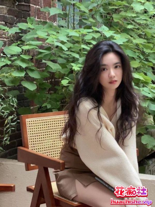 泄密流出❤️颜值气质美女圣诞节沦为母狗预览图10