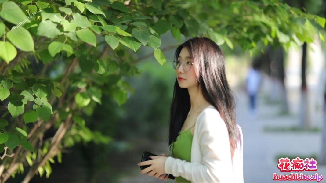 极品气质美女刘雯与男友性爱泄密预览图04