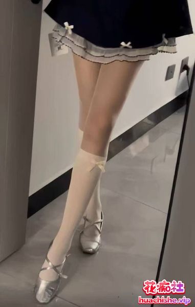 素人精选集 绝对颜值天花板女大学生自慰泄密预览图03