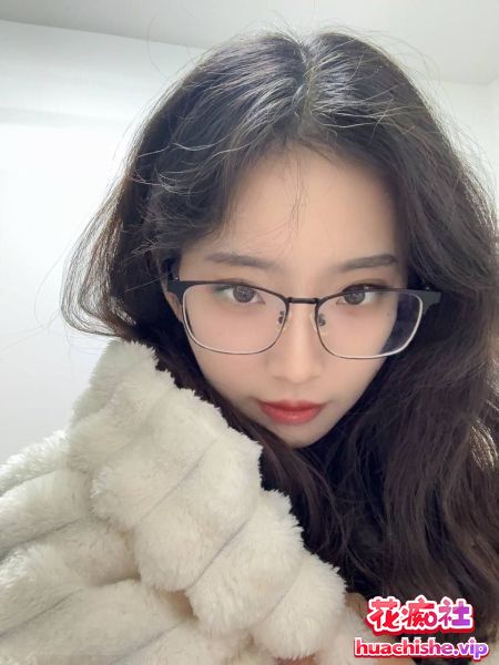 素人精选集 绝对颜值天花板女大学生自慰泄密预览图07