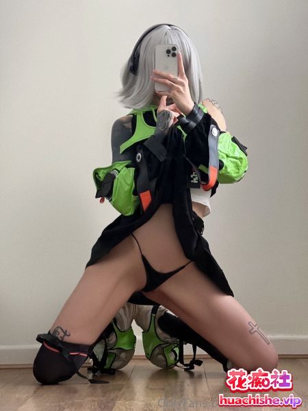 Onlyfans二次元少女Lunara Fawn 13套合集预览图08