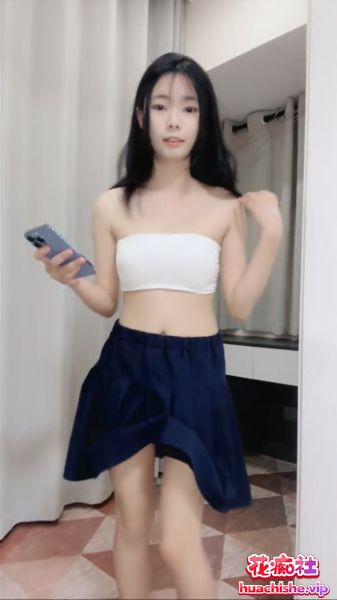 【月婵】酒店5P淫乱现场3女2男混战啪啪预览图02