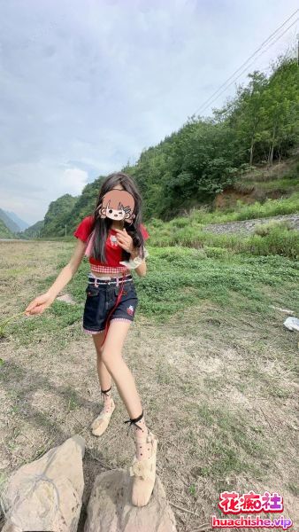 海角大神 长腿女儿丽丽 乱伦合集预览图17