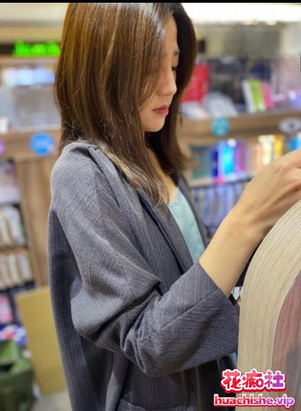 泄密 美女同事能成为销冠的秘诀被曝光预览图06