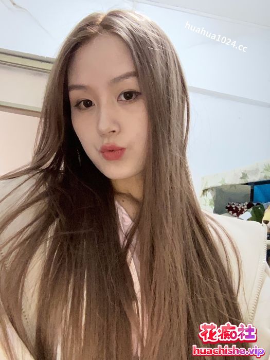 【极品泄密】两位超极品美女图影泄密预览图01