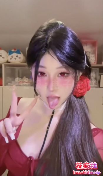 抖音 椰椰小猫 超高颜值网红女神阿黑颜吐舌预览图04