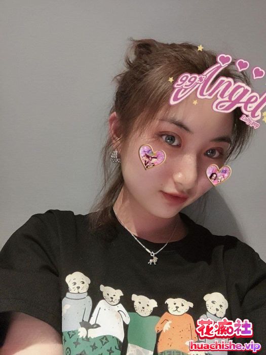 极品素人泄密 国内某高校美女huangjie等人预览图07