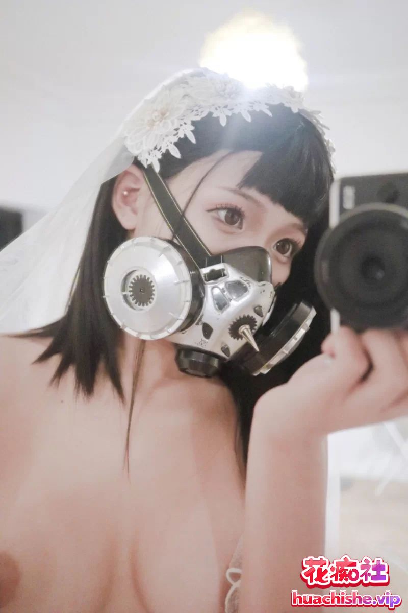 网红萝莉正妹 白袜袜格罗丫 极品身材大奶翘臀预览图01