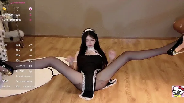 Hahaha_ha2 极品女神8月收费房掰逼自慰预览图01