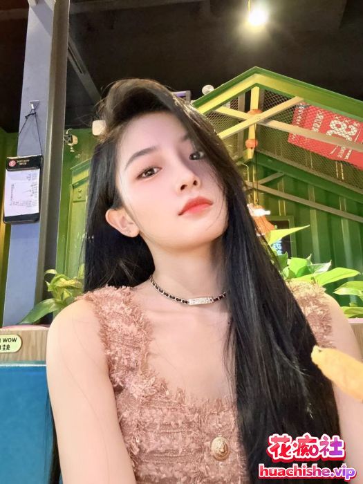 极品泄密 清纯嫩妹自慰给男友看预览图04