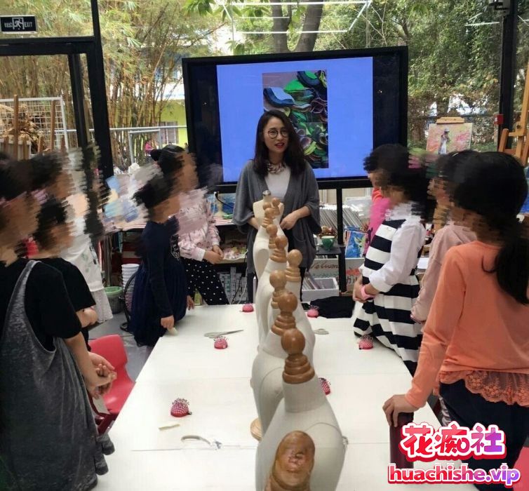 Zoemilf私密照曝光淫荡M腿自拍预览图03