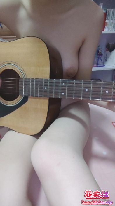 小童叹气 18岁巨乳清纯妹b预览图05