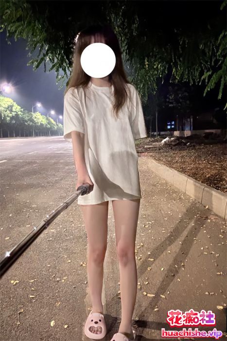 洛淼淼luomiaomiao88 顶级萝莉户外露出合集预览图05