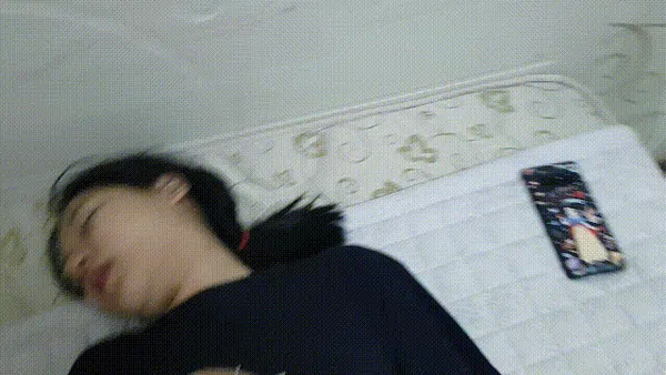 韩国学生情侣露脸啪啪自拍合集