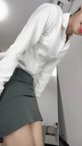 长腿骚母狗施施/湿湿预览图06