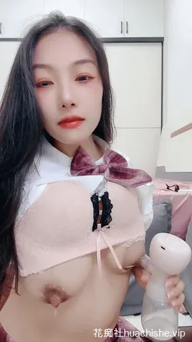 纯美少妇 南方的表妹 自慰直播预览图22