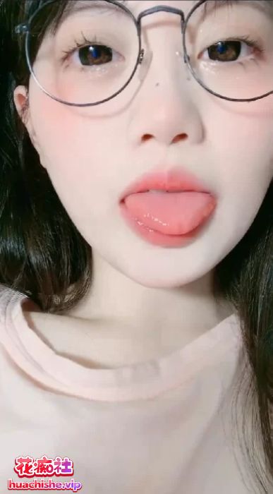 各种反差清纯颜值陪玩女神定制一对一裸聊预览图15