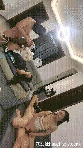 双女同笼 左拥右抱轮流上场预览图10