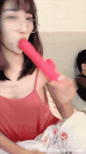 万万姐姐 浴室到床上自慰啪啪预览图04
