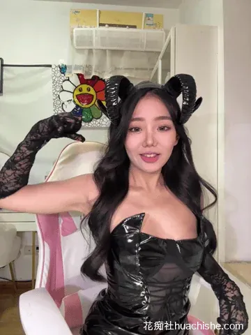 jiajia_L 角色扮演露出自慰直播预览图04