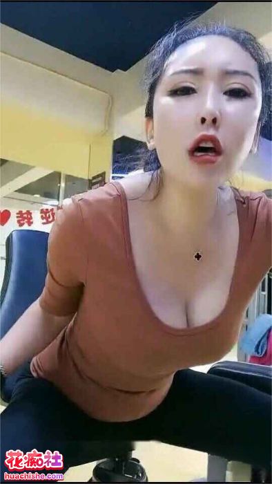 蜜桃御姐 直播视频预览图08