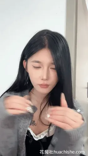高颜值极品尤物 爱岛管子 全裸扣穴跳蛋自慰合集 126v53G