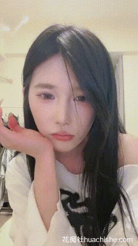 爱岛管子 全裸扣穴跳蛋自慰合集预览图13