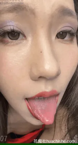 胆胆 阿黑颜舔脚诱惑视频预览图13